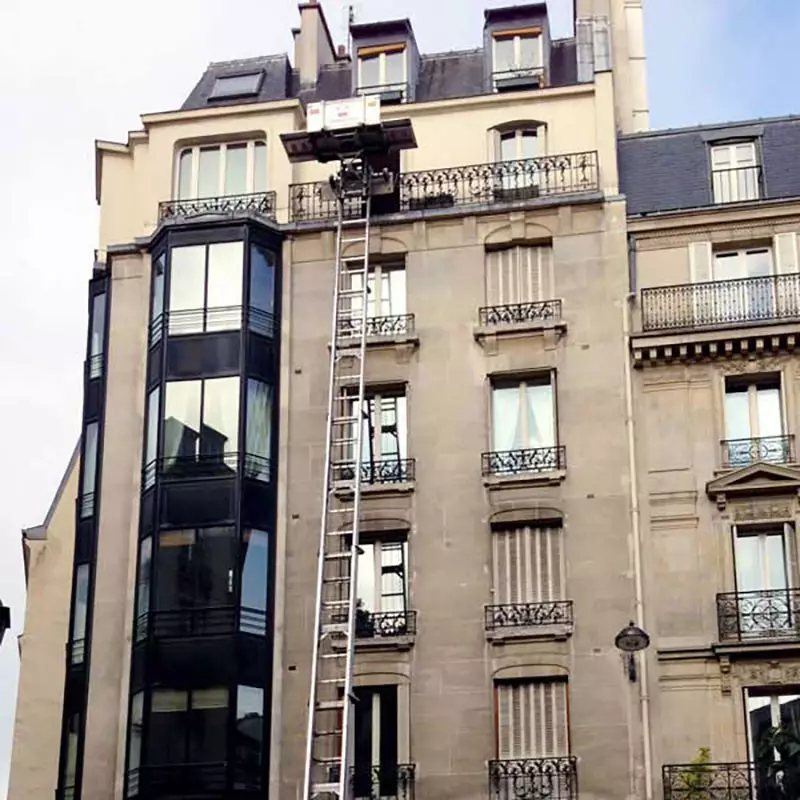 Plate forme monte meuble